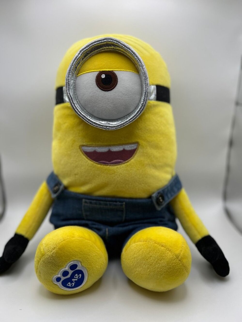 Build-A-Bear Minion Plush Toy With Denim Overalls 14” One-Eyed Yellow Character